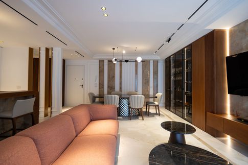 Soggiorno in stile contemporaneo di 25 di Salvatore Sito Interior Designer