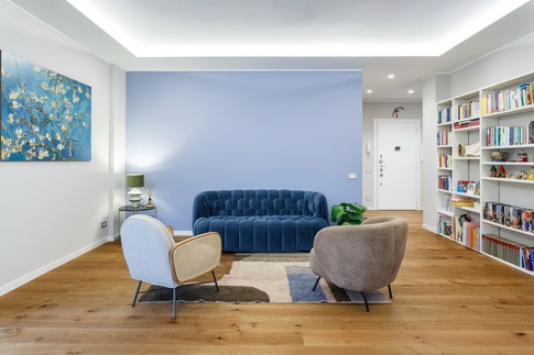 Soggiorno in stile contemporaneo di 32 di Valentina Varricchio Architetto