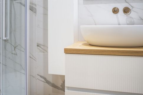 Bagno di Servizio in stile contemporaneo di 4 di BB1 Architettura & Design