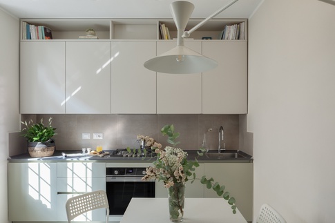 Open Space in stile minimal di 18 di Architetto Sara Edalatkhah