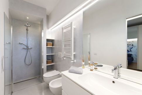 Bagno in stile contemporaneo di 4 di Patrizia Drudi Architetto Bagno in stile contemporaneo di 4 di Patrizia Drudi Architetto