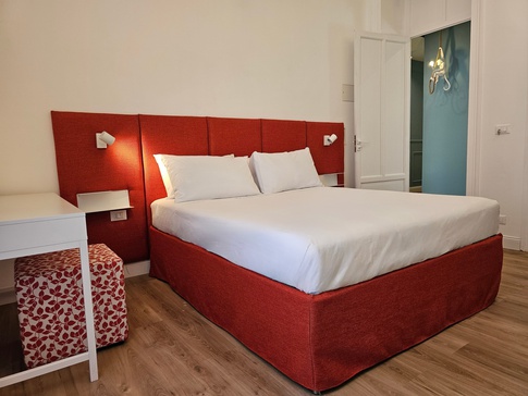 Camera da Letto in stile classico di 14 di Alessandra Gambino Architetto - AGA