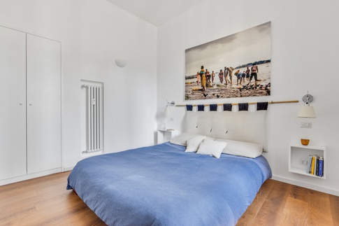 Camera da Letto in stile contemporaneo di 12 di L2 Architettura