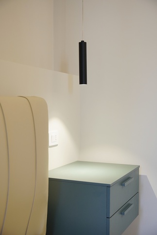 Camera da Letto in stile contemporaneo di 14 di Rinnova Home 3d