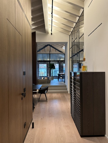 Ingresso in stile soft industrial di 7 di ARCHIabita Ingresso in stile soft industrial di 7 di ARCHIabita