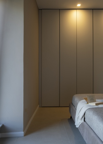 Camera da Letto in stile moderno di 18 di Michela Cordisco Studio