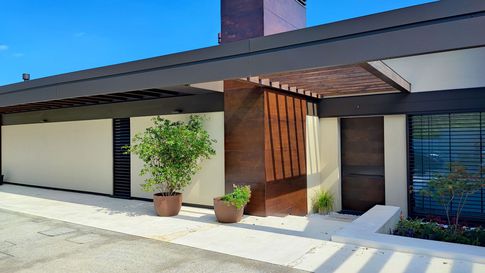 Facciata in stile moderno di null di VIU' STUDIO DI ARCHITETTURA