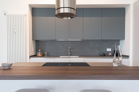 Open Space in stile contemporaneo di 45 di Doppionodo Interior