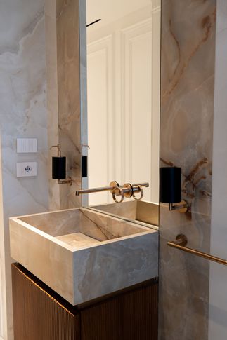 Bagno in stile contemporaneo di 10 di Salvatore Sito Interior Designer Bagno in stile contemporaneo di 10 di Salvatore Sito Interior Designer