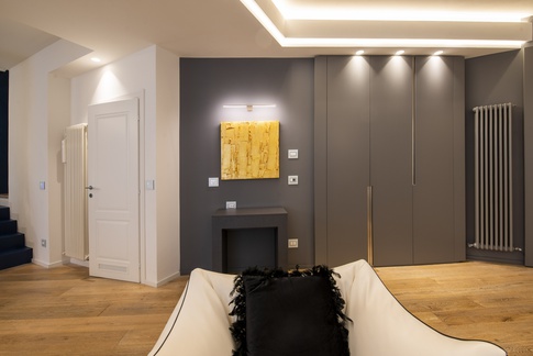 Open Space in stile moderno di 65 di MICHELE VOLPI STUDIO INTERIOR DESIGN