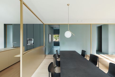 Open Space in stile minimal di 60 di MGK | Mohamed Keilani Studio