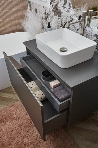 Bagno in stile contemporaneo di 5 di Arar Studio di Arar Muna Isabella Bagno in stile contemporaneo di 5 di Arar Studio di Arar Muna Isabella