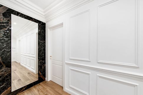 Corridoio in stile classico di 10 di Salvatore Sito Interior Designer