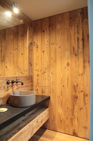 Bagno di Servizio in stile rustico di 9 di Easy Living