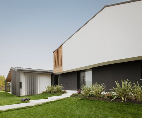 Facciata in stile contemporaneo di null di tIPS ARCHITECTS