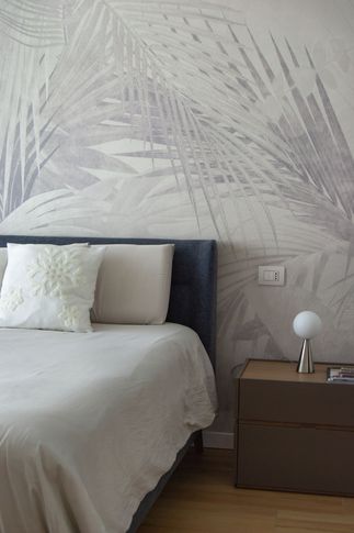 Camera da Letto in stile moderno di 19 di Silvia Aquilani . Design studio