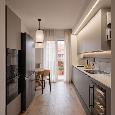 Cucina in stile contemporaneo di 12 di SaturninoStudio Architecture and Design Cucina in stile contemporaneo di 12 di SaturninoStudio Architecture and Design