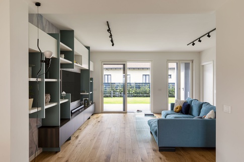 Soggiorno in stile moderno di 1 di Chantal Forzatti architetto