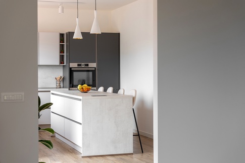 Cucina in stile contemporaneo di 22 di italo armone design studio Cucina in stile contemporaneo di 22 di italo armone design studio