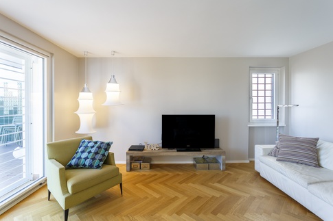 Studio in stile contemporaneo di 5 di Valentina Varricchio Architetto Studio in stile contemporaneo di 5 di Valentina Varricchio Architetto