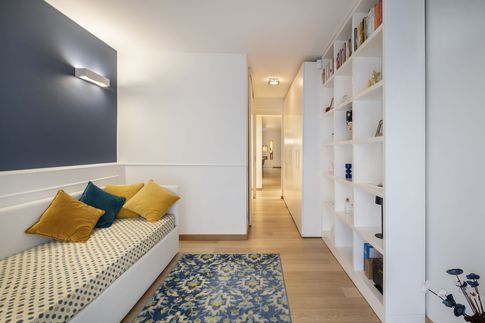 Camera Ospiti in stile contemporaneo di 16 di Bossi Vigorito Building Interior