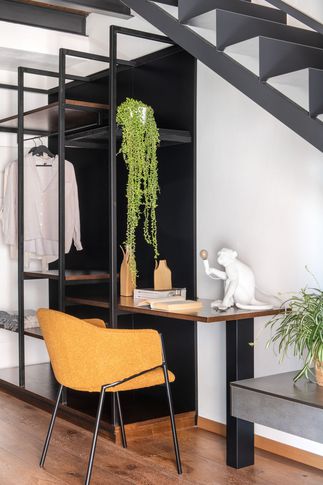 Camera da Letto in stile soft industrial di 25 di Marila Fasulo Architetto
