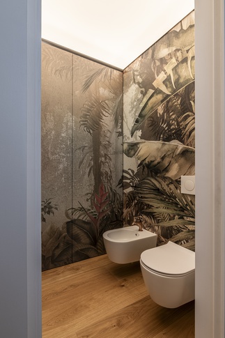 Bagno in stile contemporaneo di 6 di Francesco Cardano Interior Designer