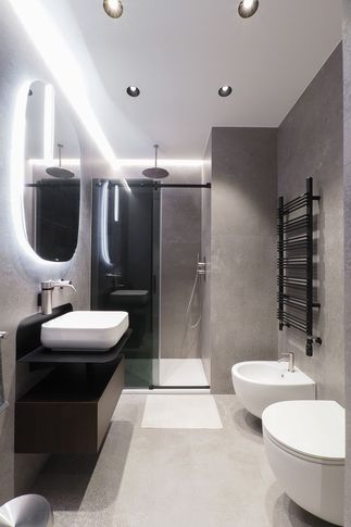 Bagno in stile moderno di 8 di Desearq studio - architettura e interior design