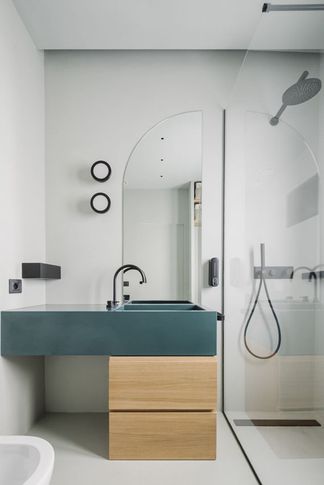 Bagno in stile contemporaneo di 4 di Tramas