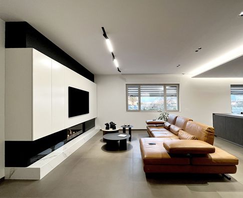 Open Space in stile moderno di 60 di B2Carchitetti
