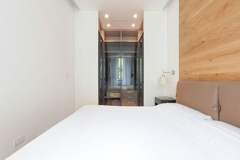 Camera da Letto in stile scandinavo di 15 di Desearq studio - architettura e interior design