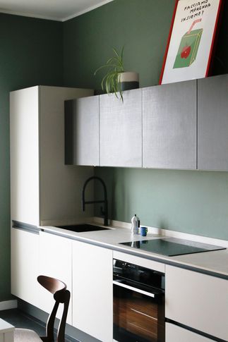 Cucina in stile contemporaneo di 30 di YY studio