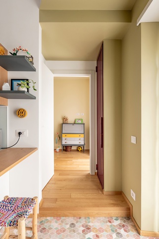 Open Space in stile contemporaneo di 35 di Caleidoscopio Architettura