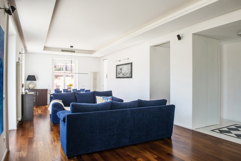 Open Space in stile moderno di 50 di L2 Architettura
