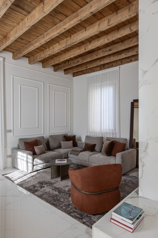 Open Space in stile moderno di 140 di CarnetCasa Open Space in stile moderno di 140 di CarnetCasa