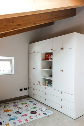 Cameretta Bambini in stile moderno di 11 di Studio LABventinove Cameretta Bambini in stile moderno di 11 di Studio LABventinove
