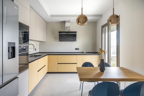 Cucina in stile contemporaneo di 10 di Roberta Piva | Fotografia di interni