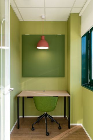 Open Space in stile moderno di 750 di Studio BIA-@rch | Bianca Giovene di Girasole