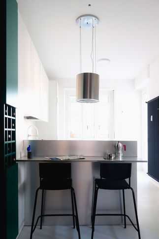 Cucina in stile eclettico di 20 di FLUSSO ~ Studio di Micol Zarola