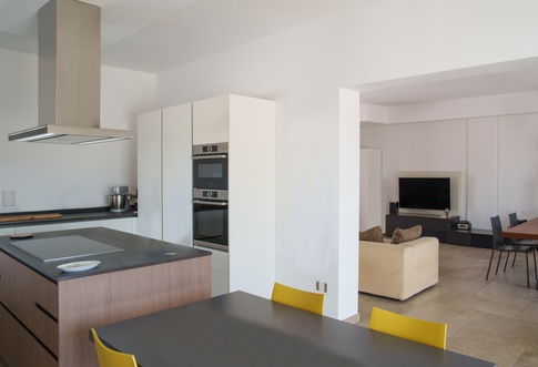 Cucina in stile mediterraneo di 30 di ArchitetturaMastroleo