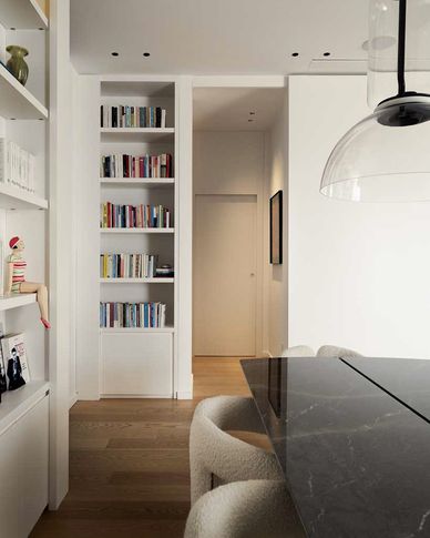 Soggiorno in stile contemporaneo di 40 di Officine Architetti Associati