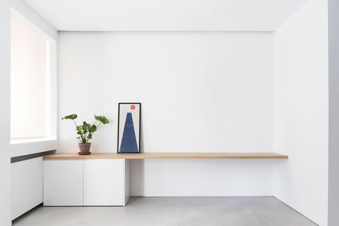 Soggiorno in stile contemporaneo di 32 di Lorenzo Franzi | Fotografia