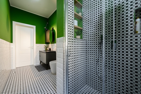 Bagno in stile contemporaneo di 7 di srv.architetti Bagno in stile contemporaneo di 7 di srv.architetti