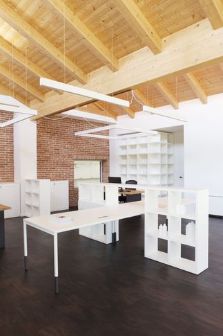 Studio in stile industriale di 280 di Giulia Dagheti Architetto Studio in stile industriale di 280 di Giulia Dagheti Architetto