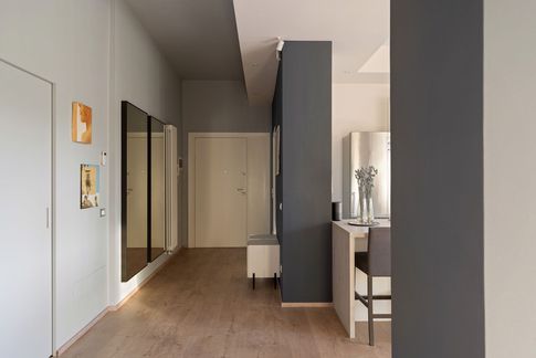 Ingresso in stile contemporaneo di 23 di alberto4house Ingresso in stile contemporaneo di 23 di alberto4house