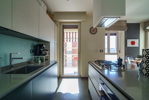 Open Space in stile moderno di 26 di Lorenzo Rossi Architetto