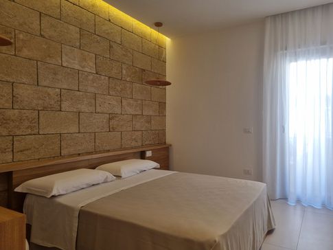 Camera da Letto in stile mediterraneo di 12 di Pamela Camposano Ingegnere Architetto