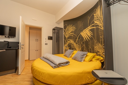 Camera da Letto in stile urban di 13 di Valentina Solera Architetto Camera da Letto in stile urban di 13 di Valentina Solera Architetto