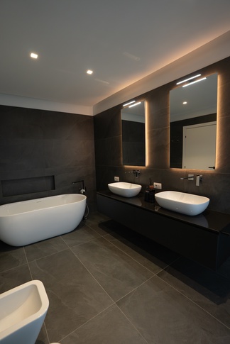 Bagno in stile moderno di 10 di BF interni Bagno in stile moderno di 10 di BF interni