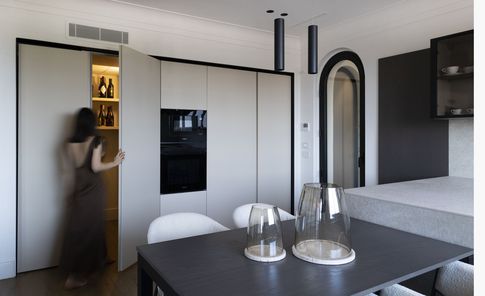 Cucina in stile contemporaneo di 21 di Pamela Camposano Ingegnere Architetto